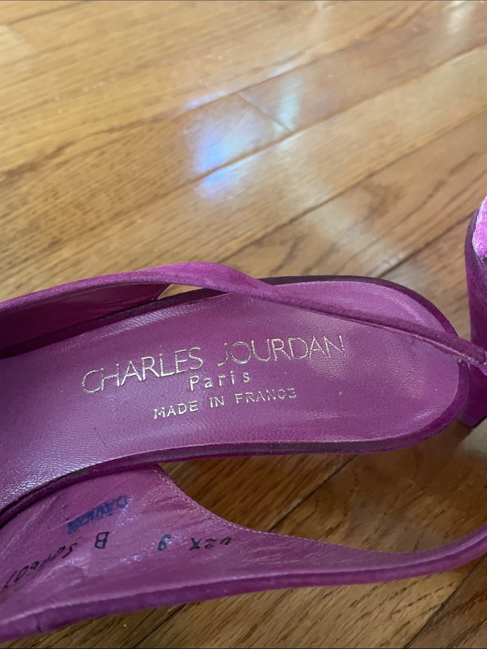 Charles Jourdan Fuchsia Suede Slingback Heels